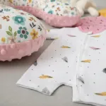 Kit de regalo para recién nacido almohada mamelucos peluche Kit de regalo para recién nacido almohada mamelucos peluche